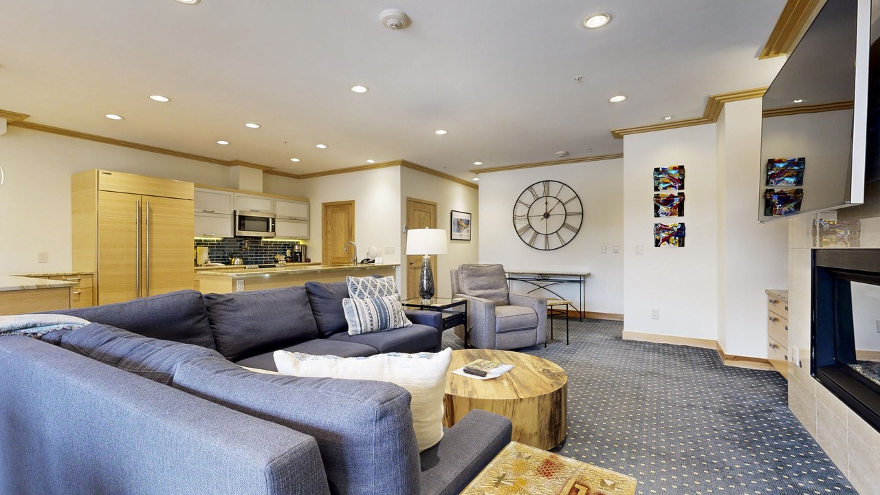 Photo of Livingroom in Vail