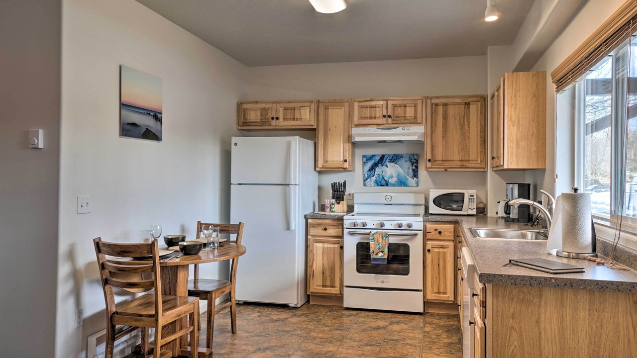 Photo of Kitchen in Fritz Creek
