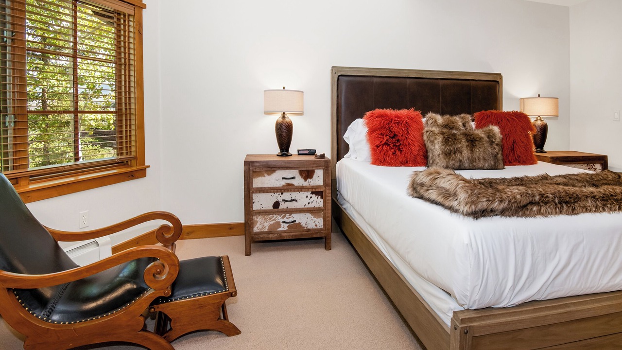 Photo of Bedroom in Avon