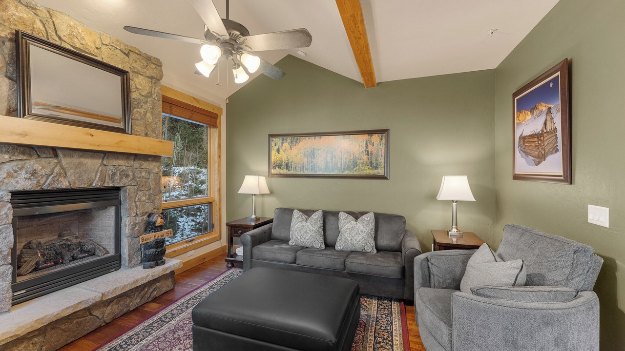 Photo of Livingroom in Keystone
