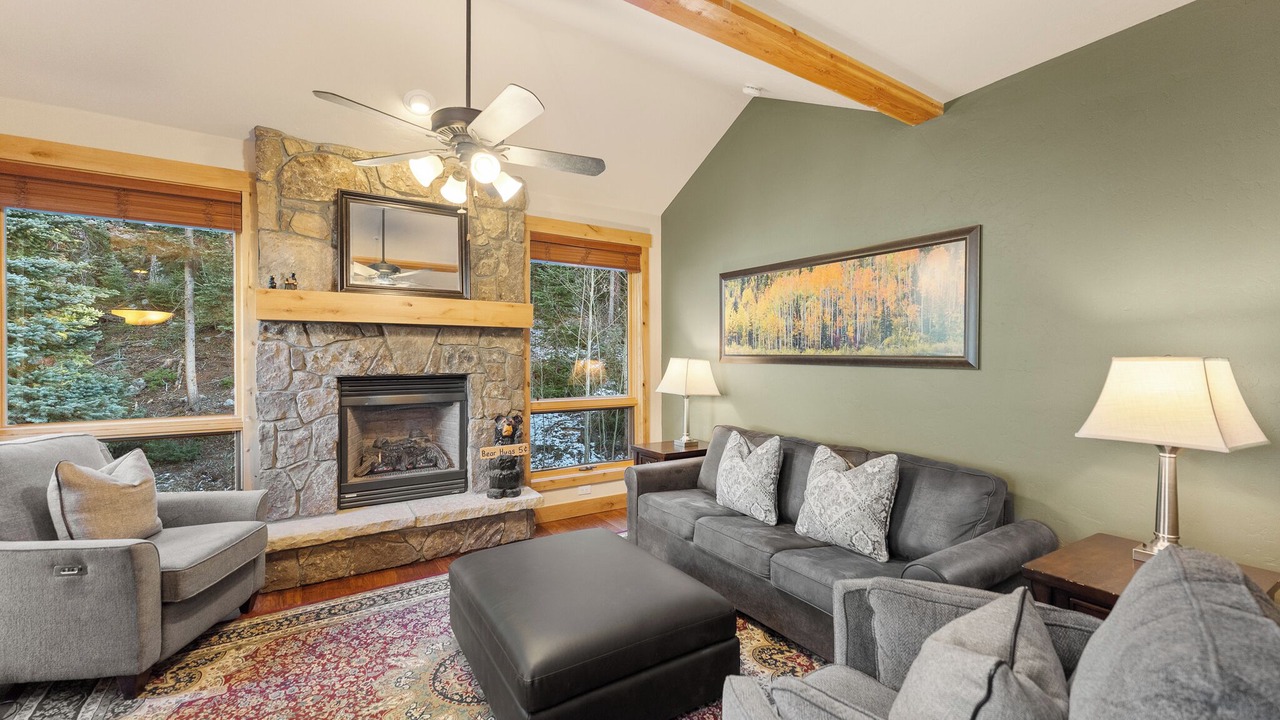 Photo of Livingroom in Keystone