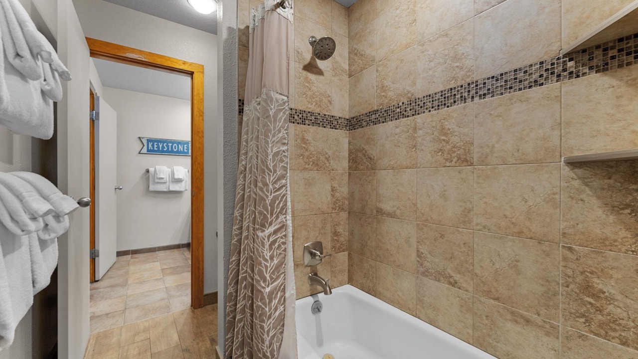 Photo of Bathroom in Lakeside Village
