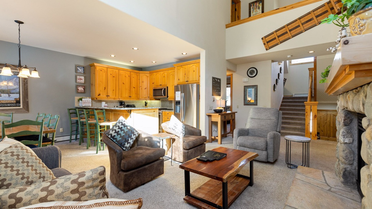 Photo of Livingroom in Mountain House
