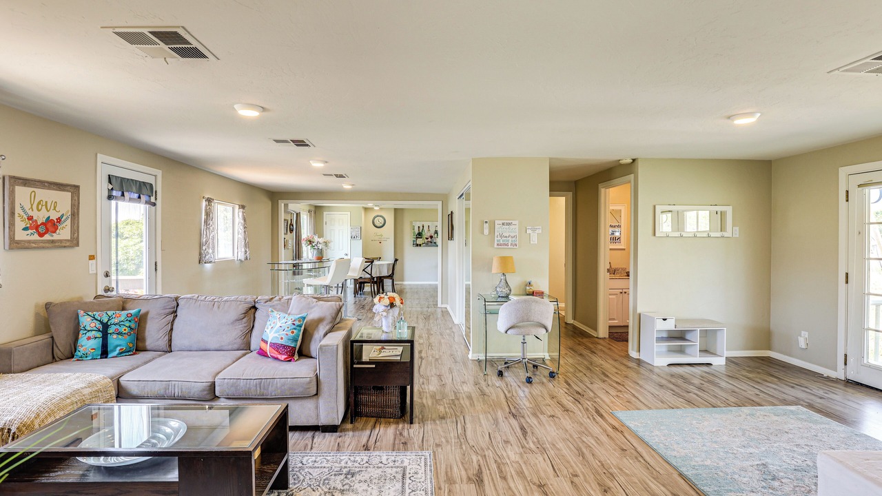Photo of Livingroom in Escondido