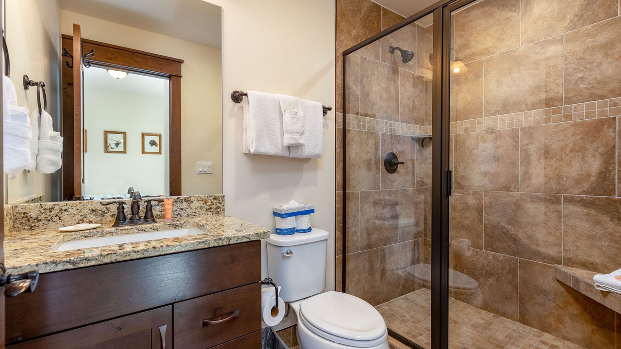 Photo of Bathroom in River Run