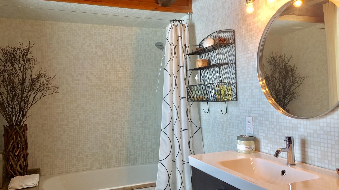 Photo of Bathroom in Quandary Village
