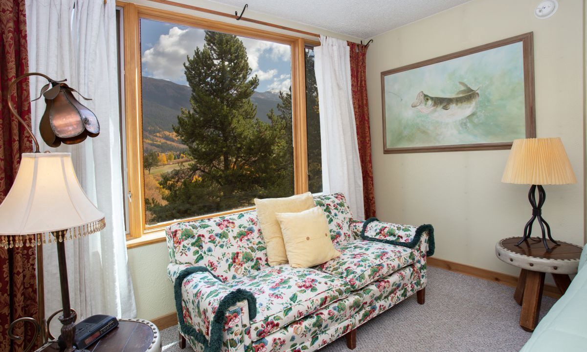 Photo of Livingroom in Copper Mountain Village