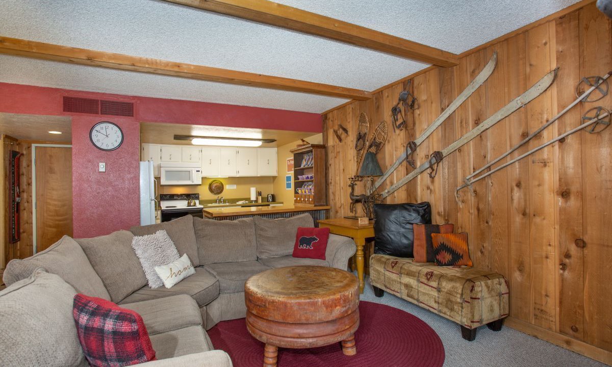 Photo of Livingroom in Copper Mountain Village