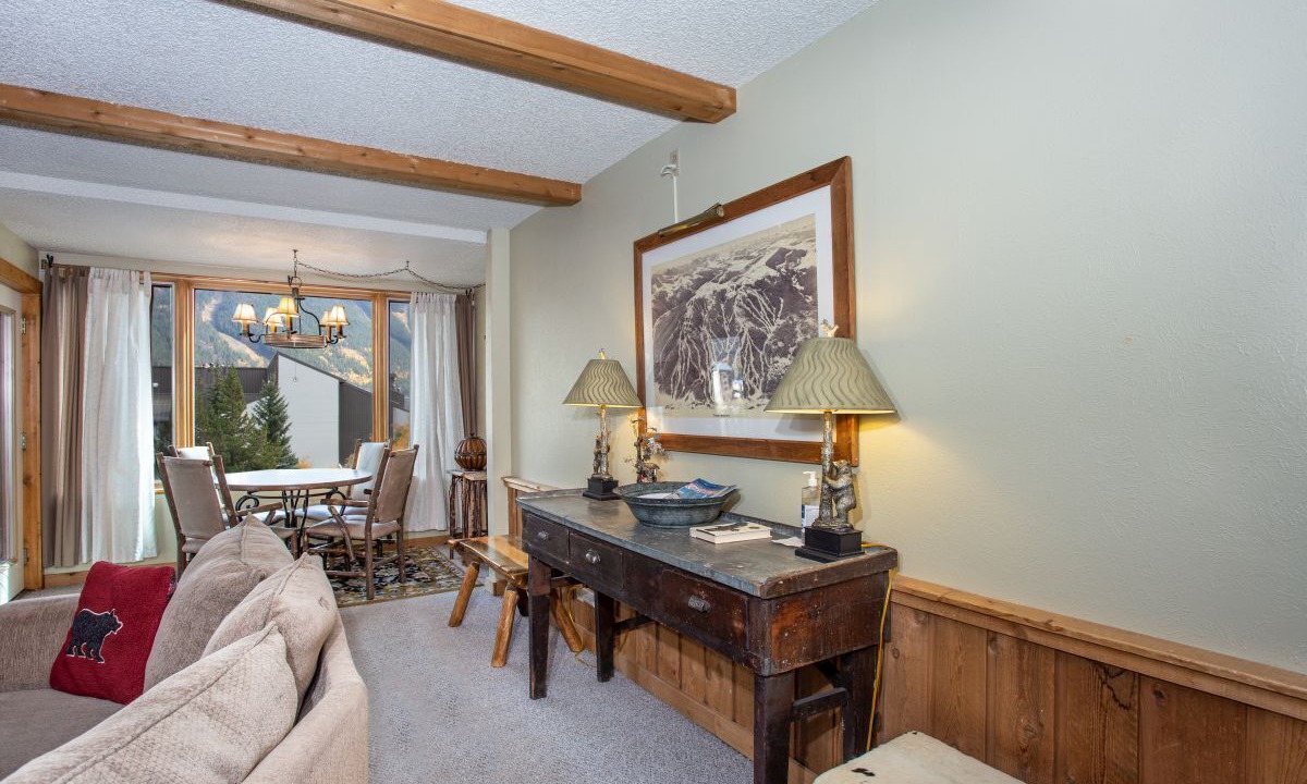 Photo of Livingroom in Copper Mountain Village