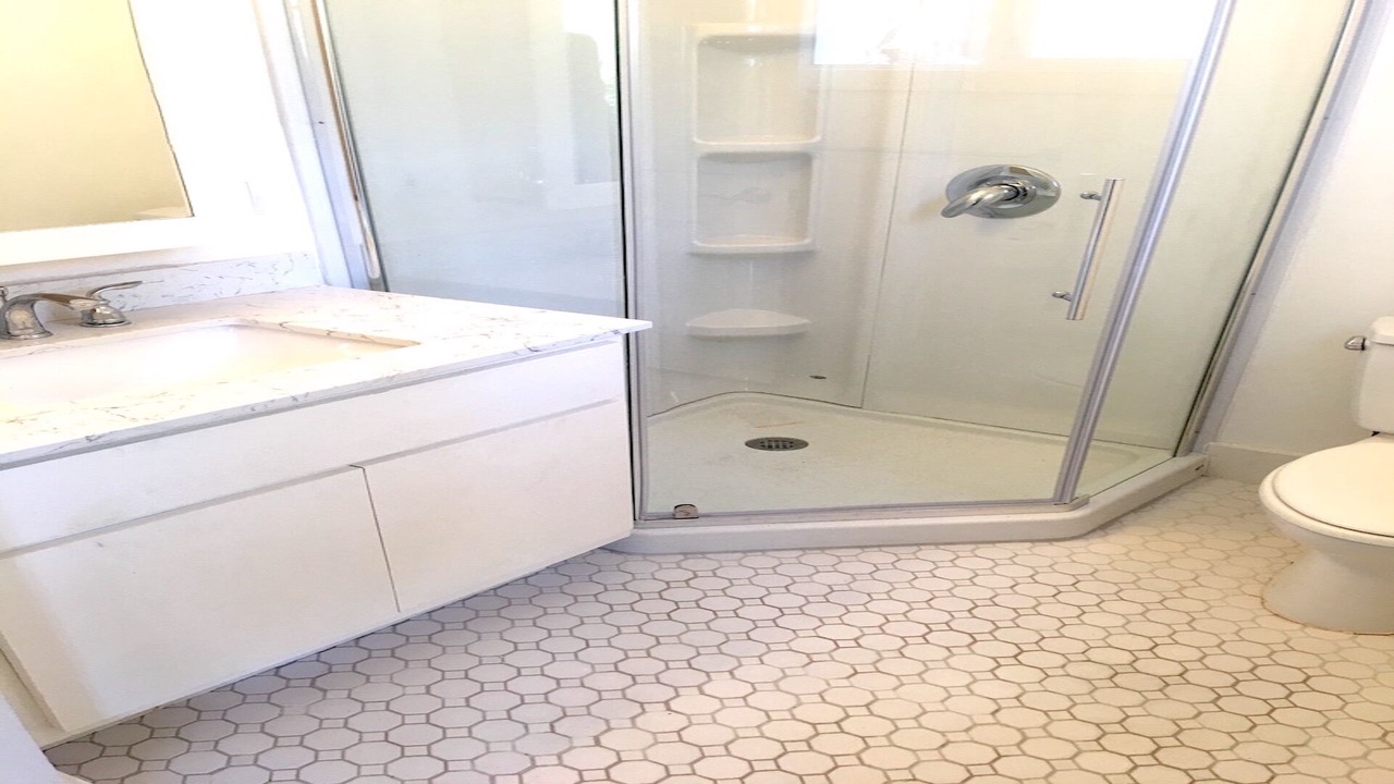 Photo of Bathroom in Sherman Oaks