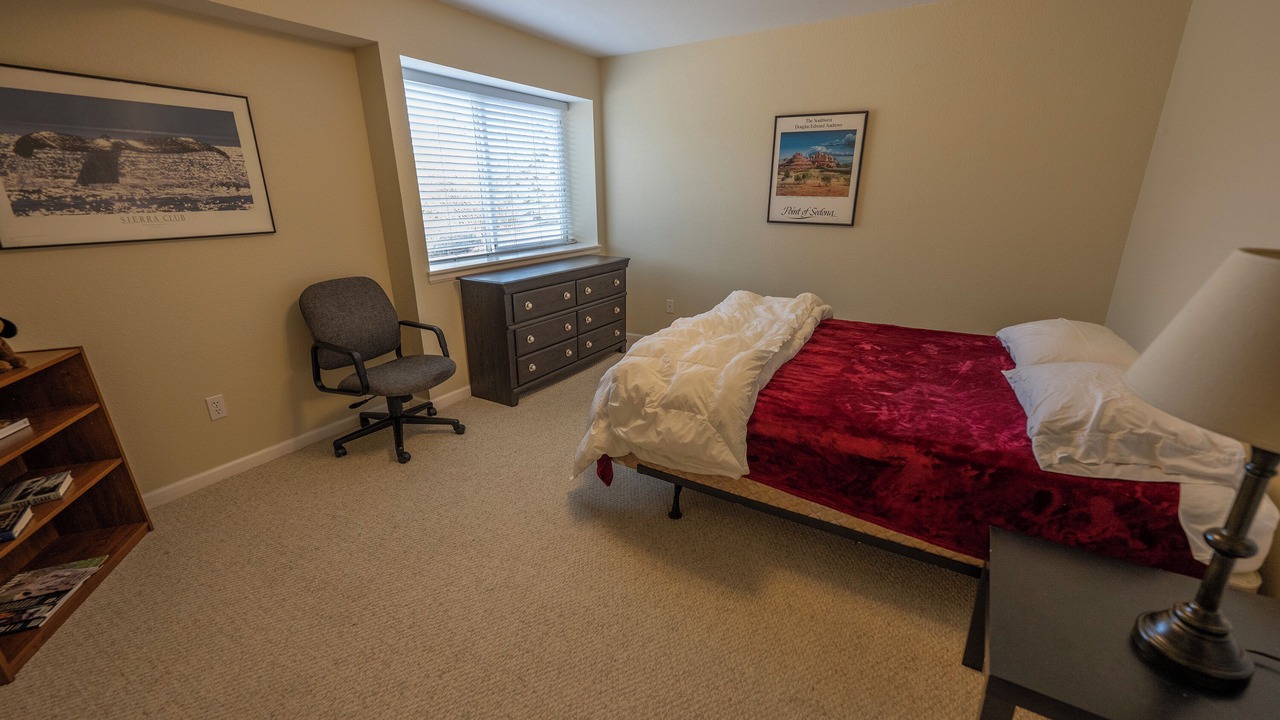 Photo of Bedroom in Gleneagle