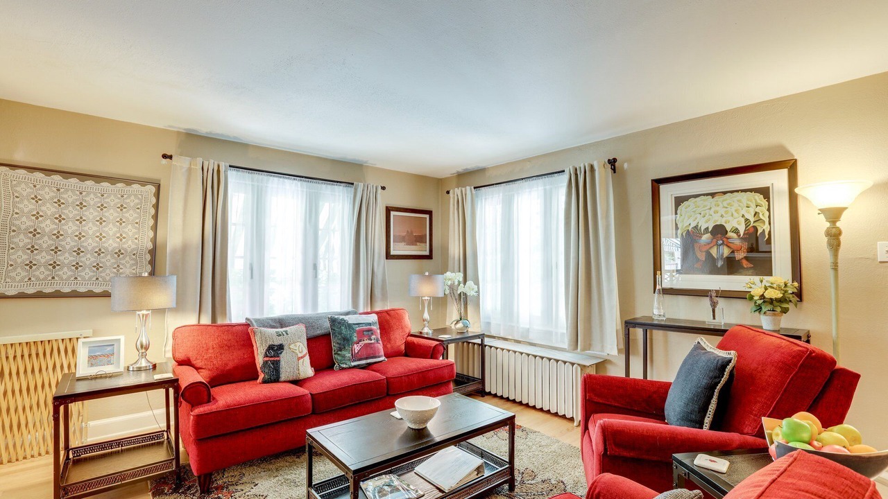 Photo of Livingroom in South Park Hill