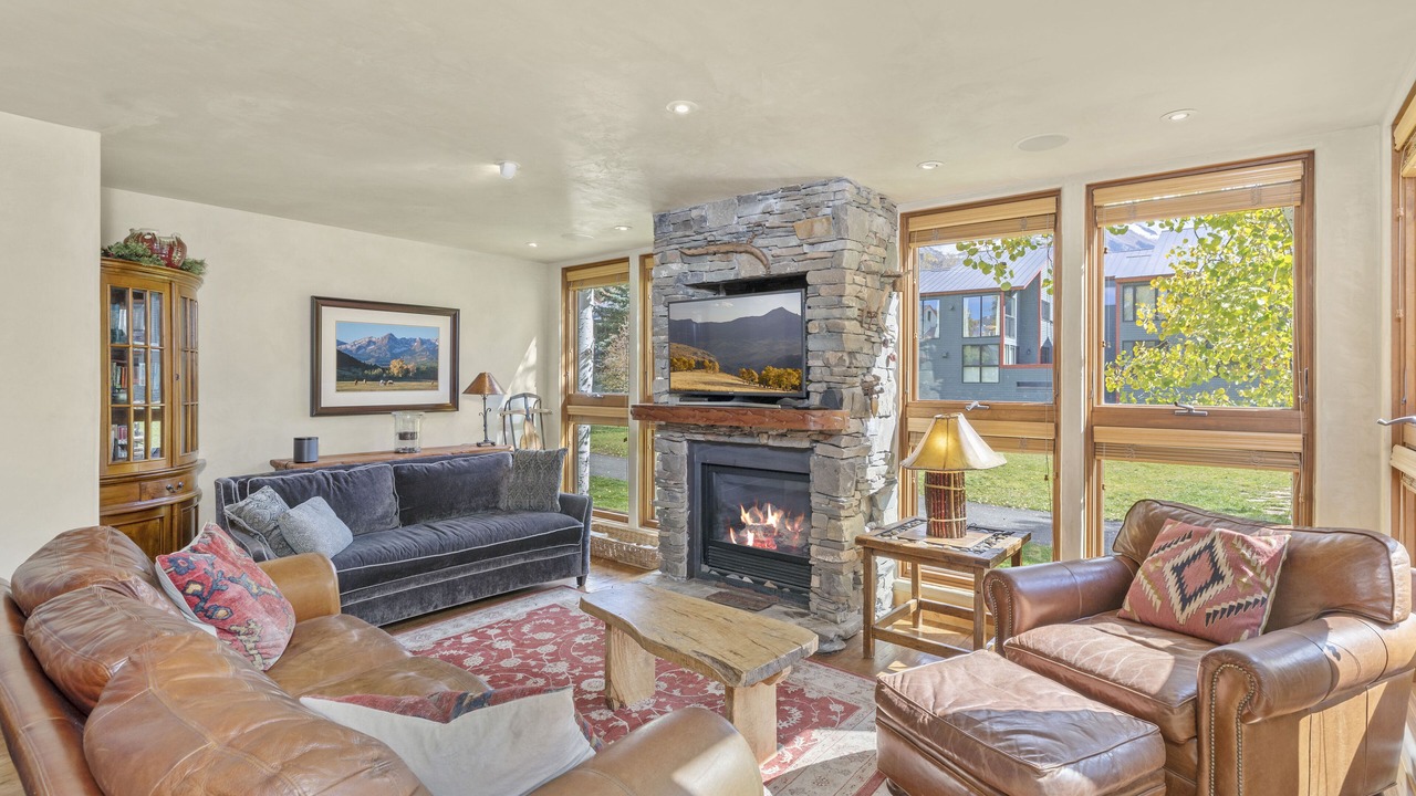 Photo of Livingroom in Telluride