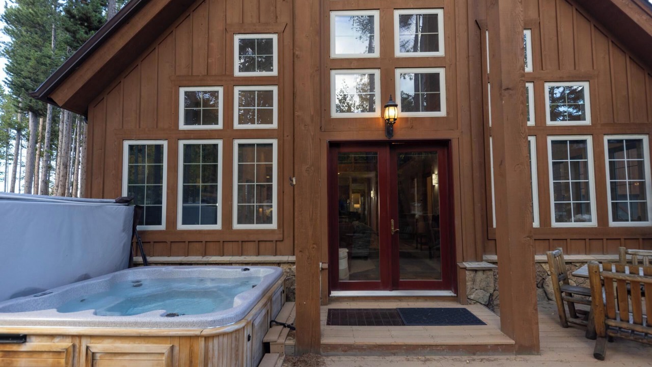 Photo of Patio Balcony in Peak 8