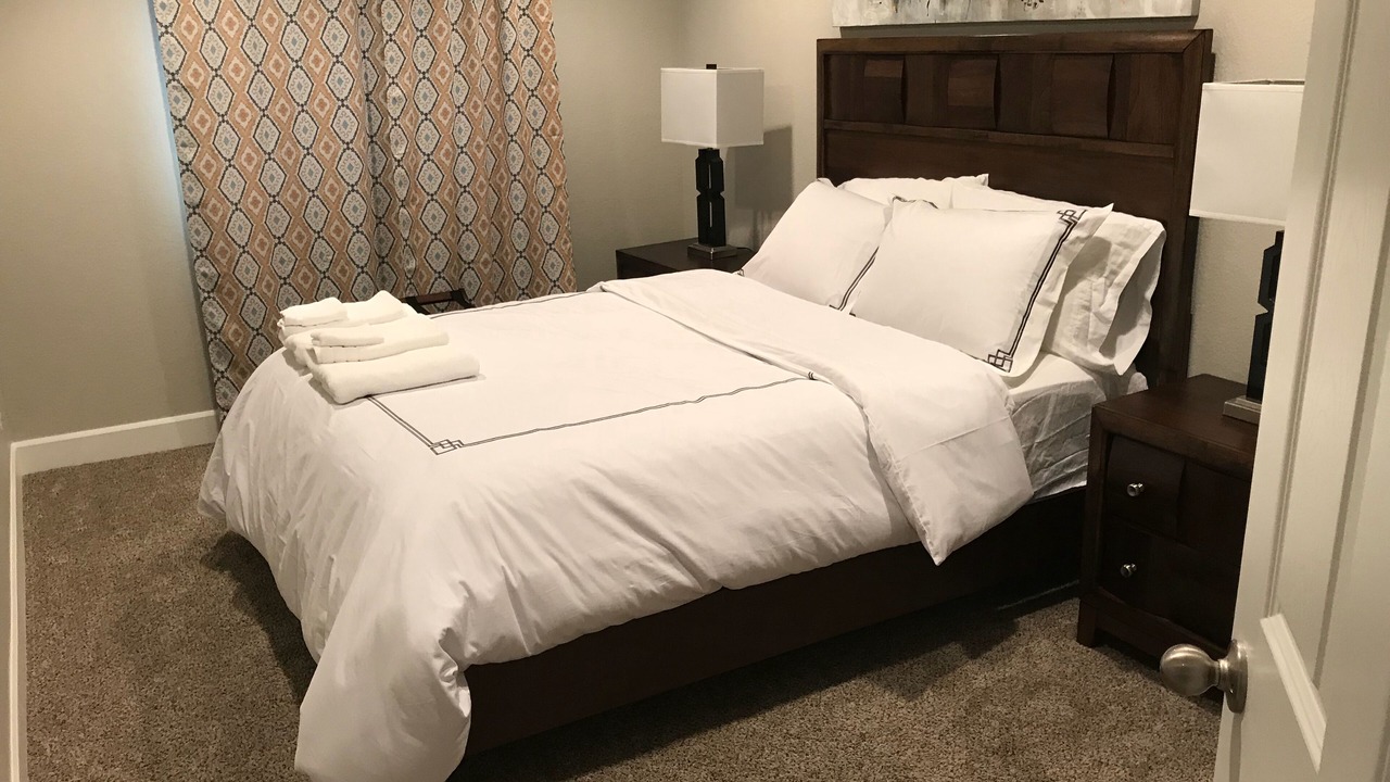 Photo of Bedroom in Aurora