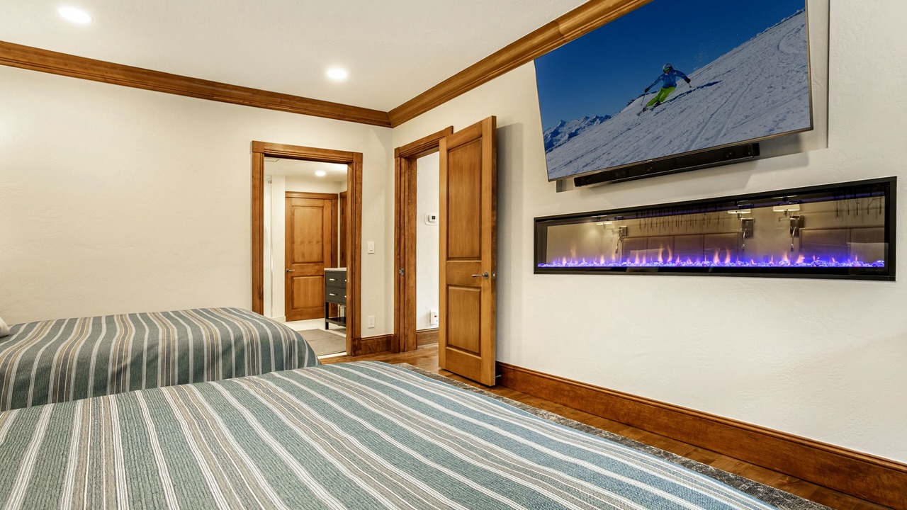 Photo of Bedroom in Highlands Townhomes