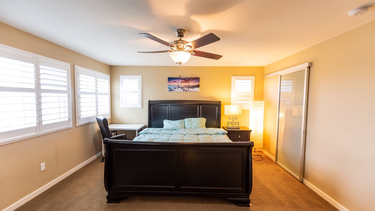 Photo of Bedroom in Northridge
