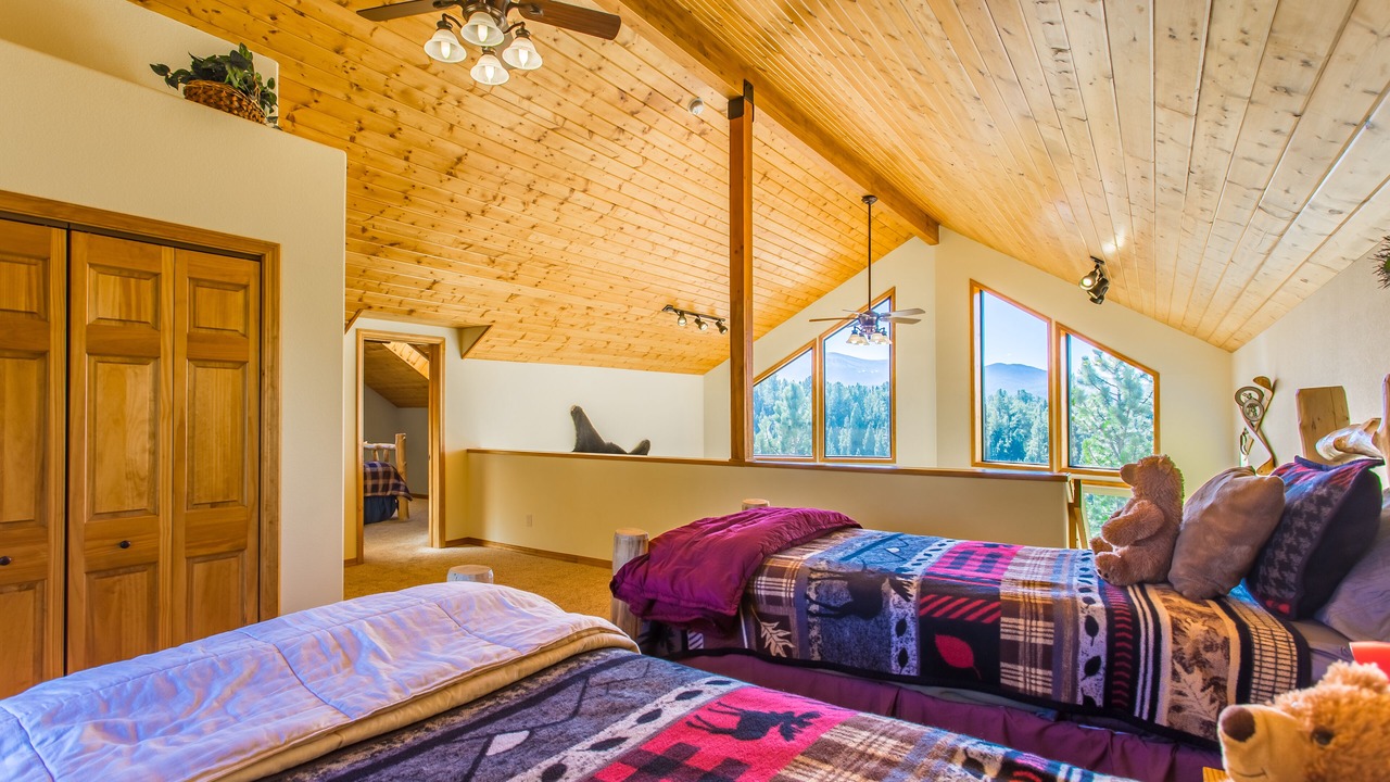 Photo of Bedroom in Woodland Park