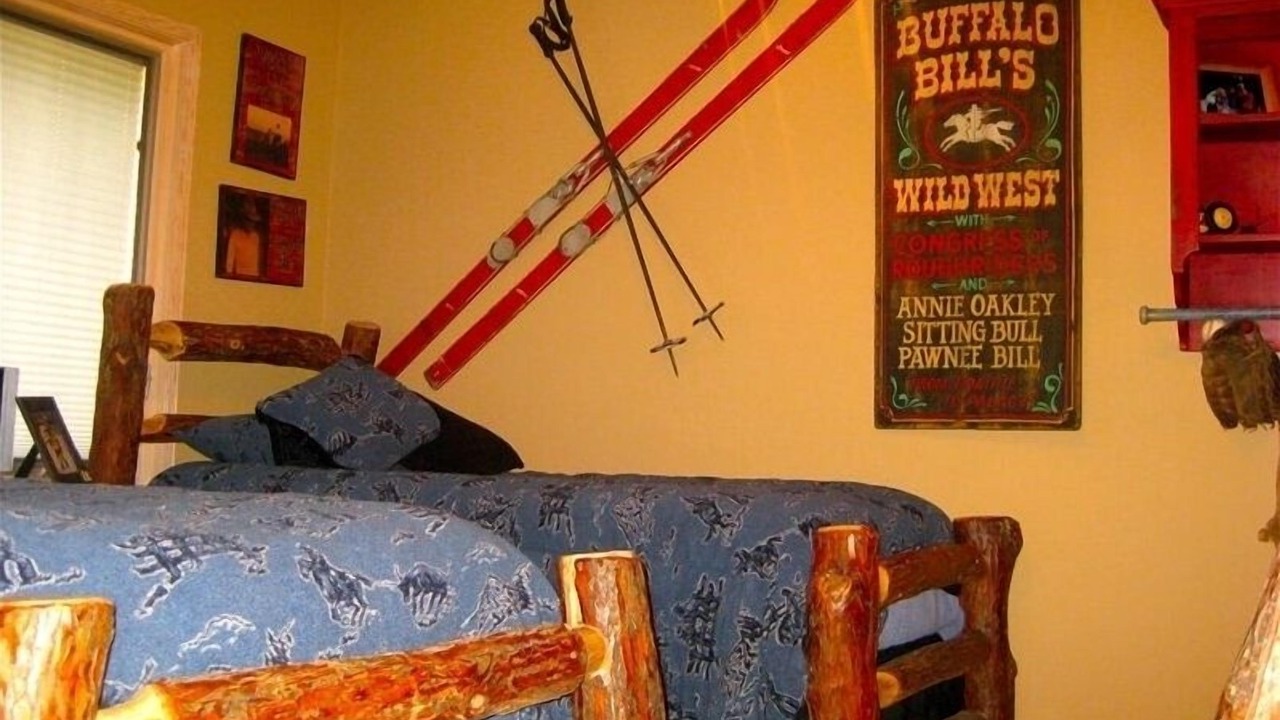 Photo of Bedroom in Red River