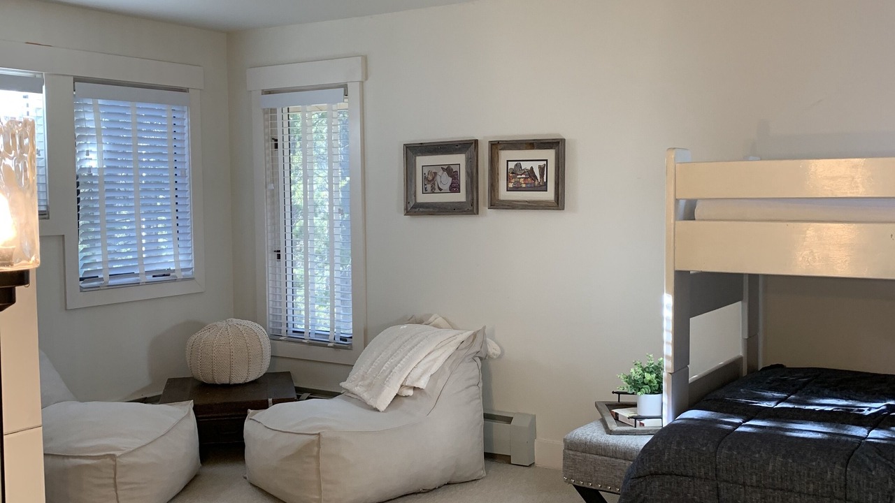 Photo of Bedroom in Warrior's Mark West