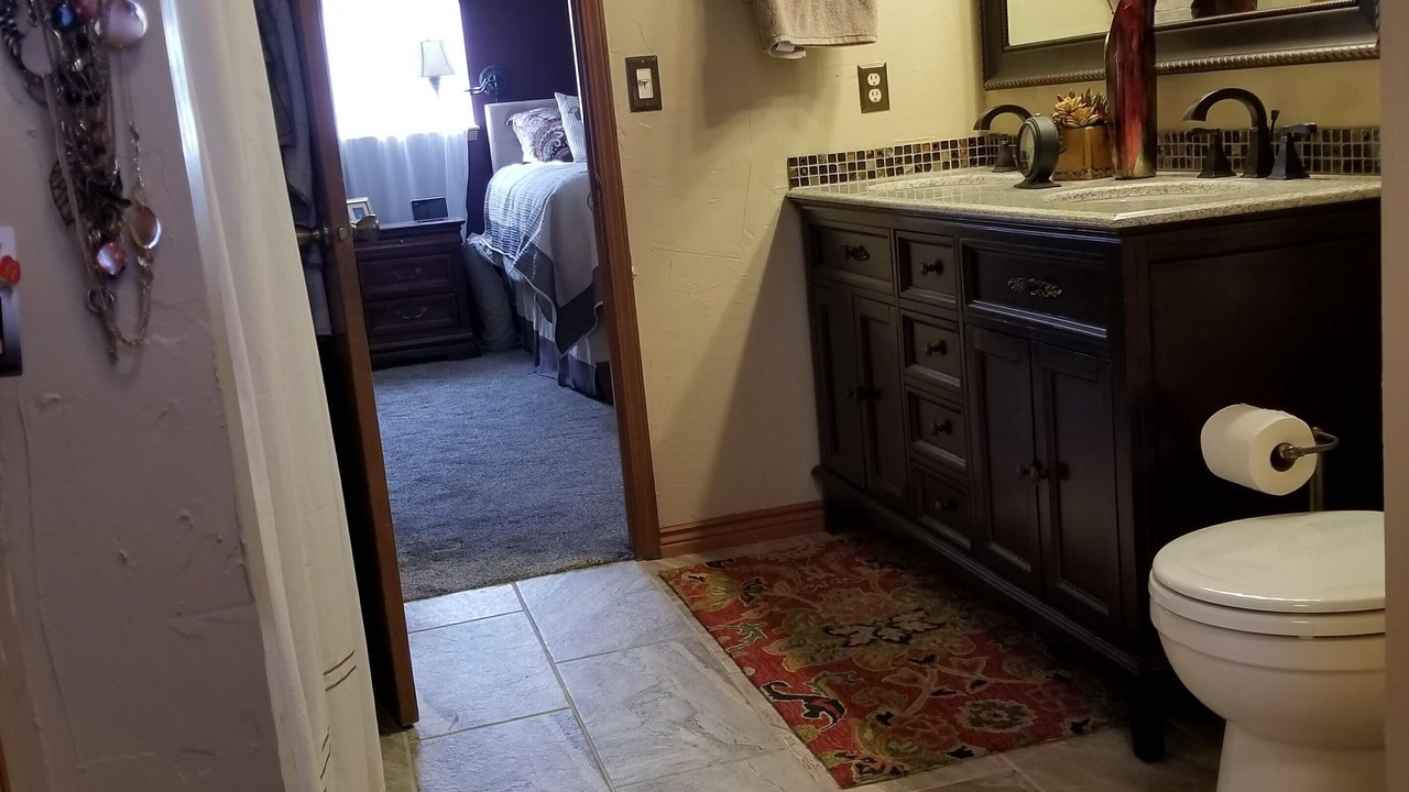 Photo of Bathroom in Gleneagle