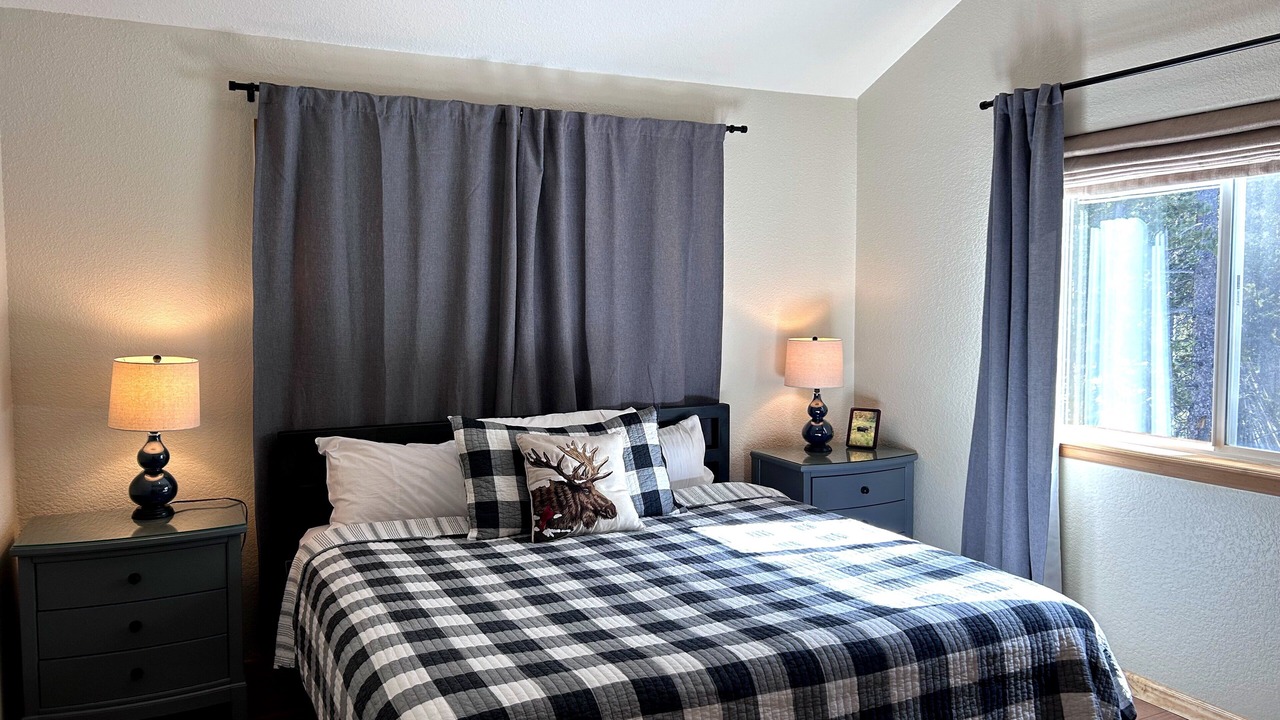 Photo of Bedroom in Valley of the Sun