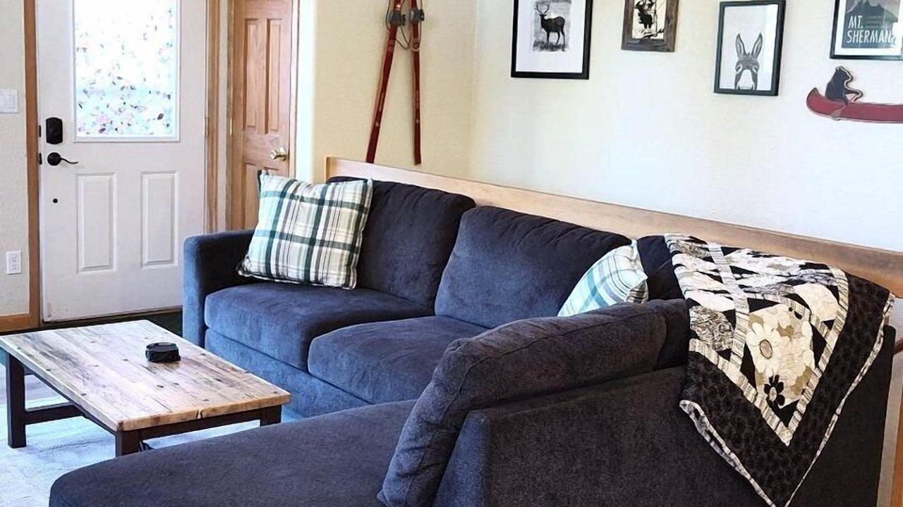 Photo of Livingroom in Valley of the Sun