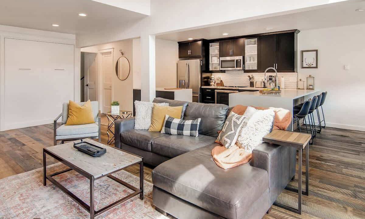 Photo of Livingroom in East Village at Copper