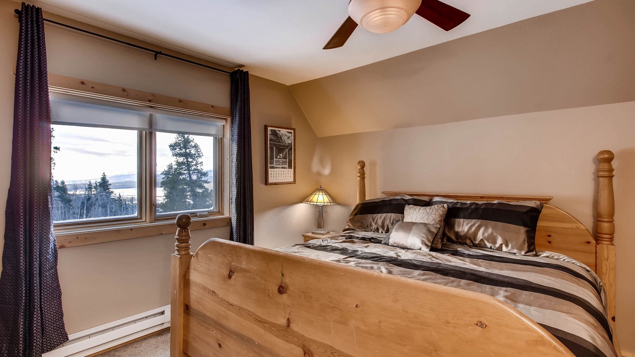 Photo of Bedroom in Alma