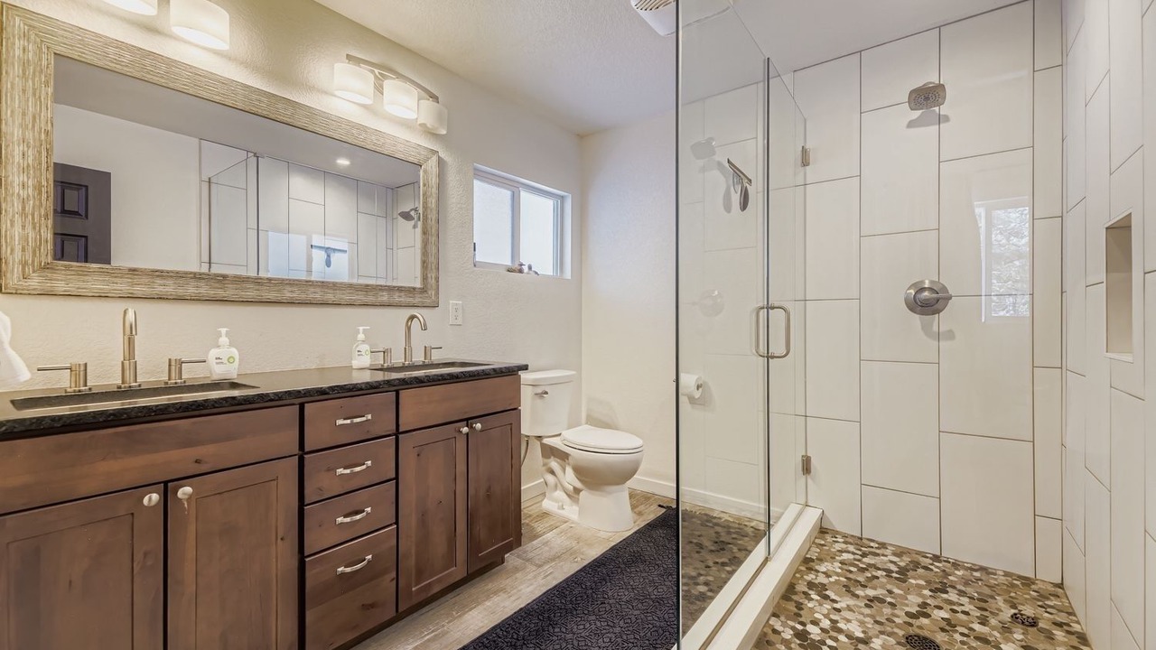Photo of Bathroom in Bailey