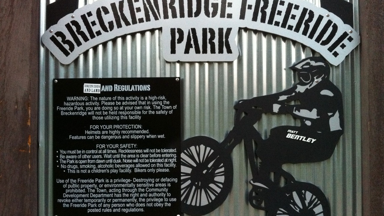 Photo of Others in Four O'Clock