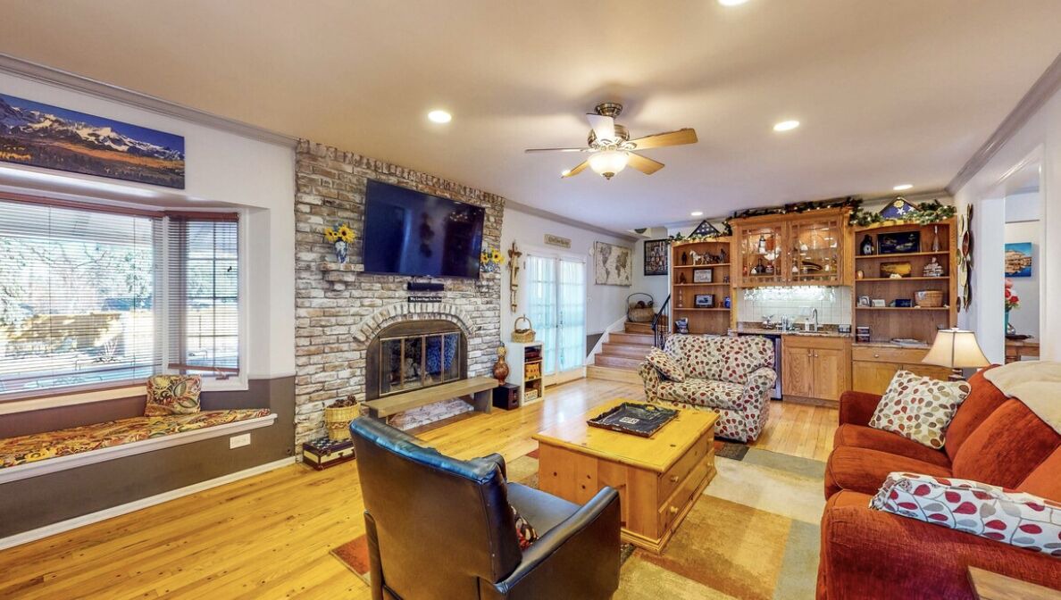 Photo of Livingroom in Broadmoor