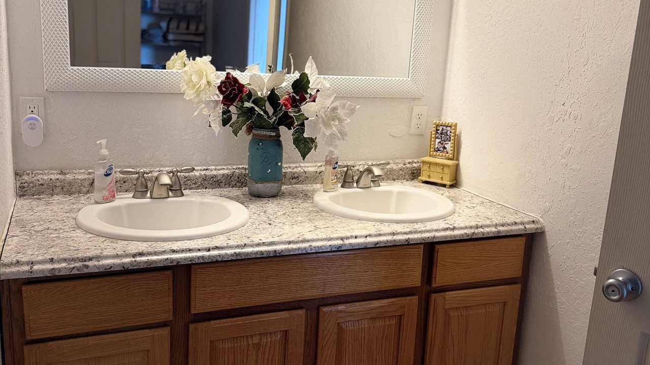 Photo of Bathroom in Capulin