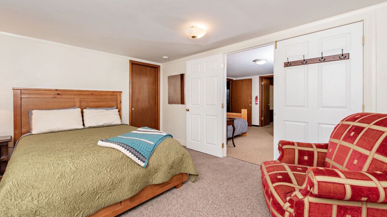 Photo of Bedroom in Glenwood Springs