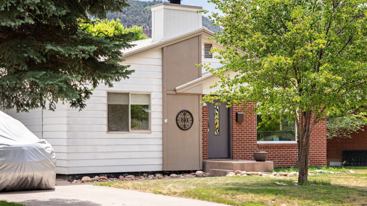 Photo of Outdoor in Glenwood Springs
