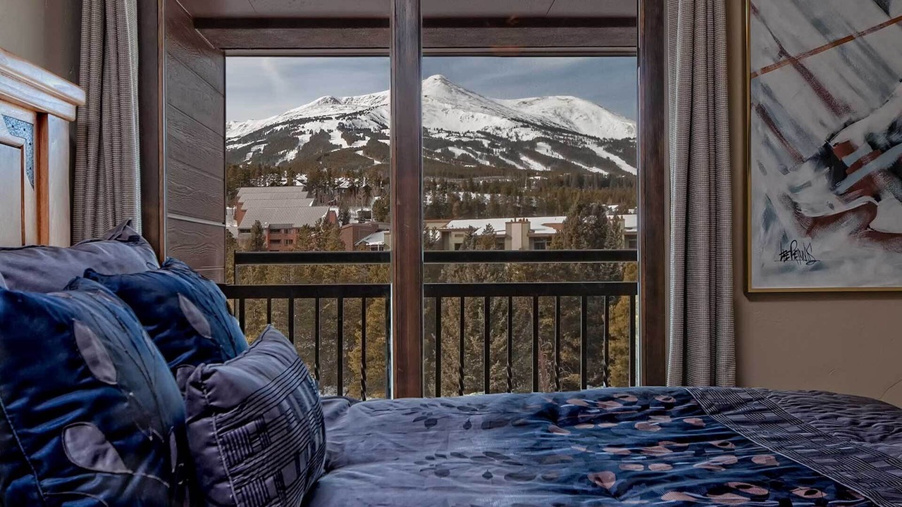 Photo of Others in Peak 9