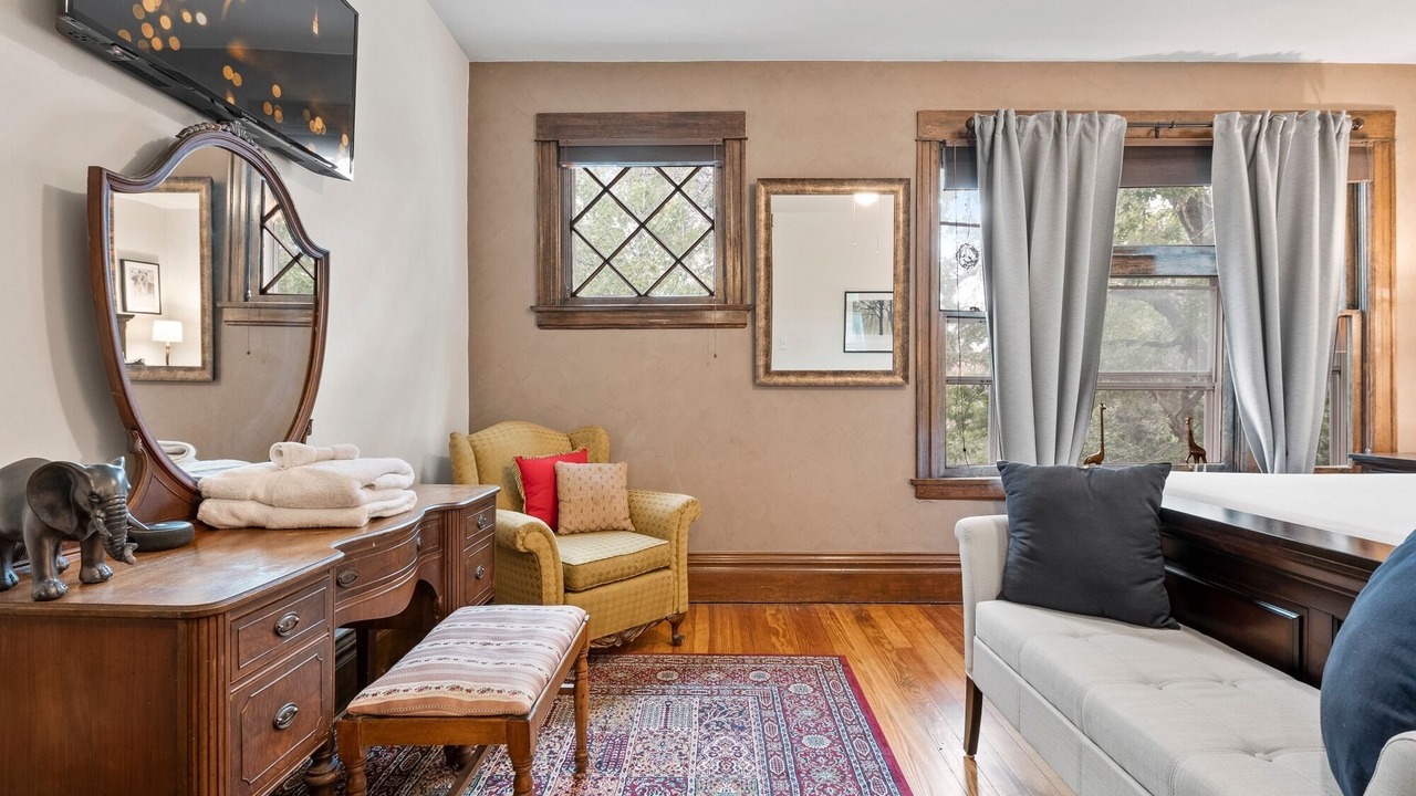 Photo of Bedroom in Capitol Hill