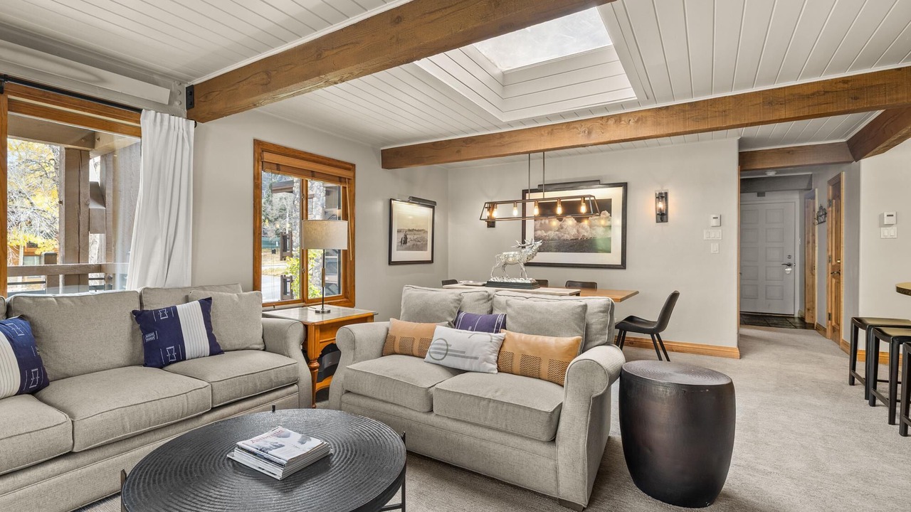 Photo of Livingroom in Aspen