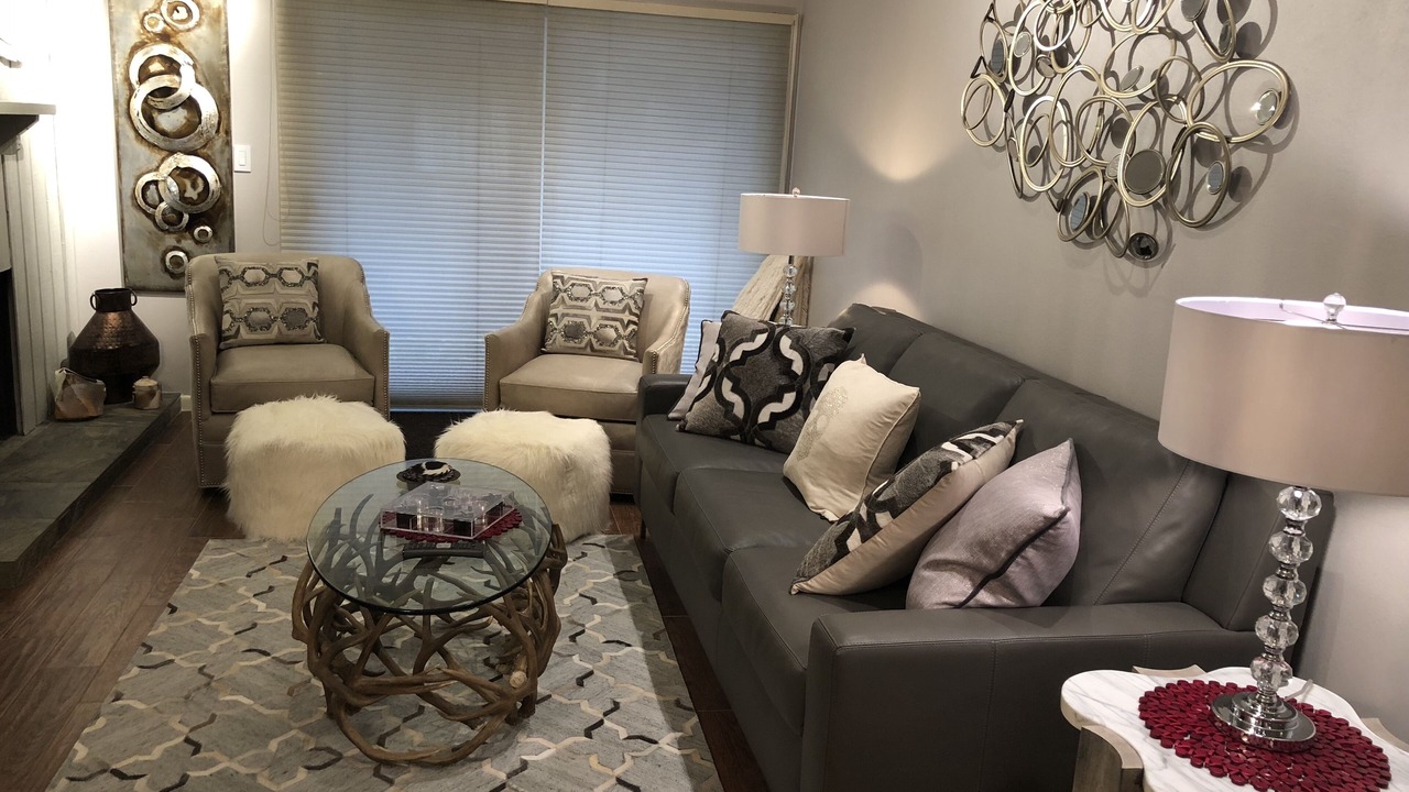 Photo of Livingroom in Downtown