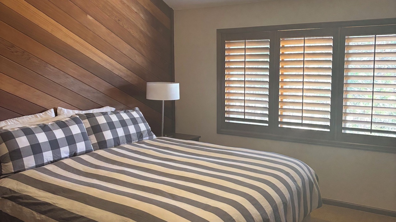 Photo of Bedroom in Hiwan Estates And Fairway