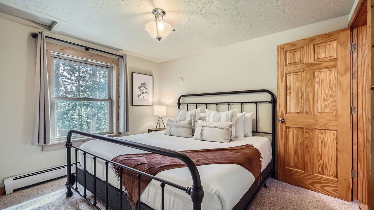 Photo of Bedroom in Breckenridge