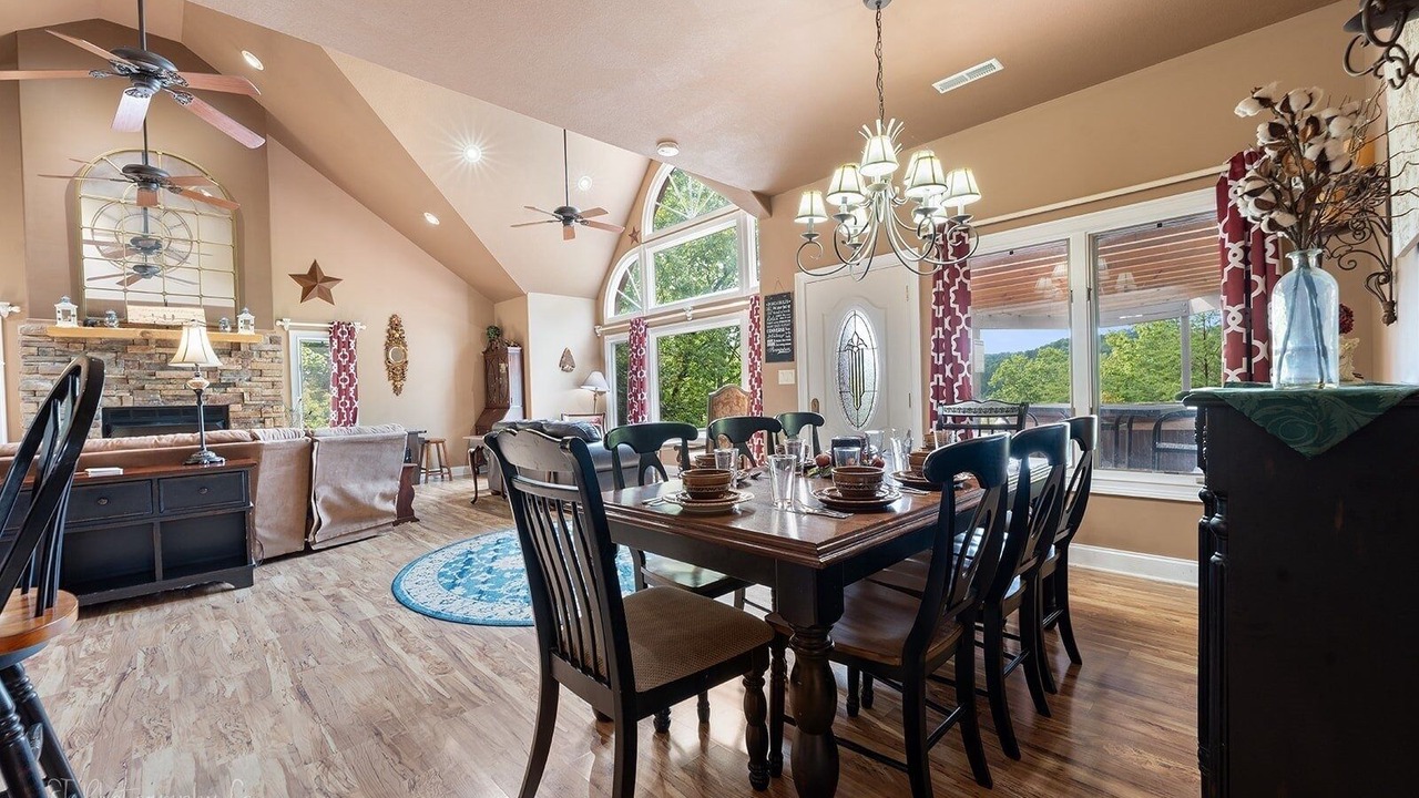 Photo of Bedroom in Sevierville