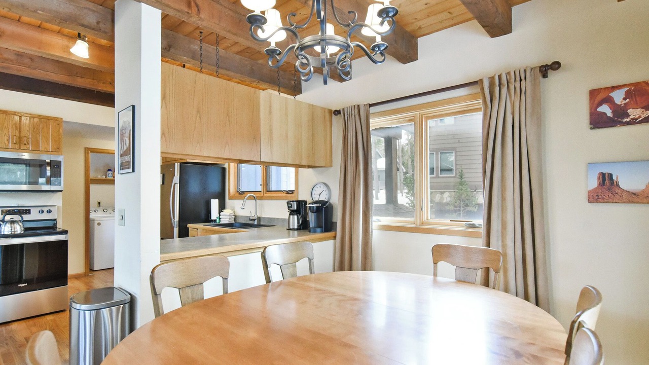 Photo of Kitchen in Warrior's Mark West