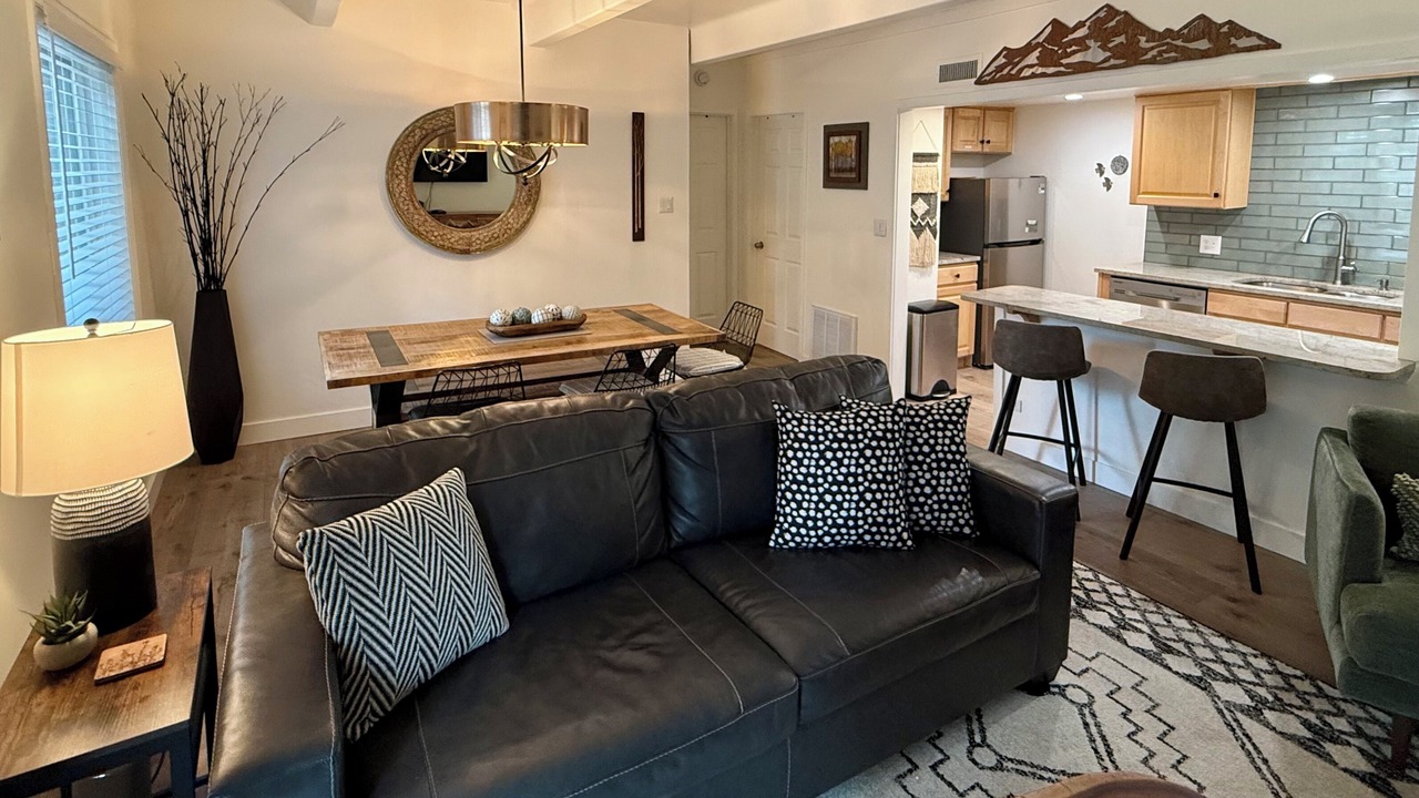 Photo of Livingroom in Warrior's Mark