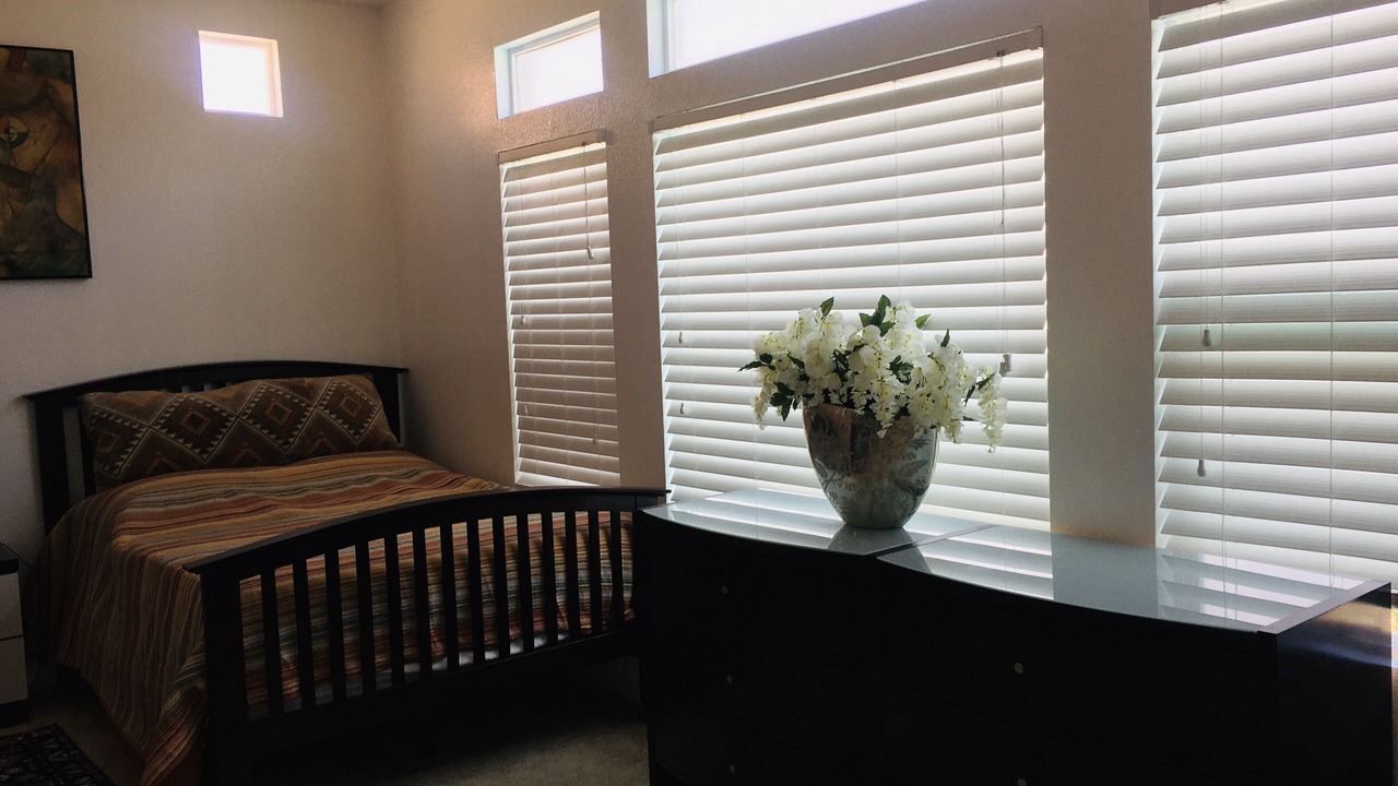 Photo of Bedroom in Enterprise
