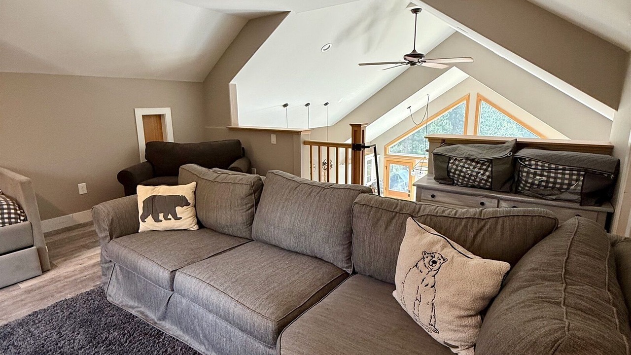 Photo of Livingroom in Conifer Mountain and Meadows