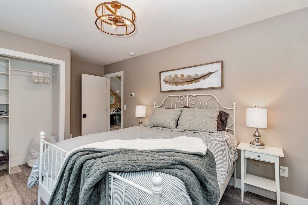 Photo of Bedroom in Conifer Mountain and Meadows