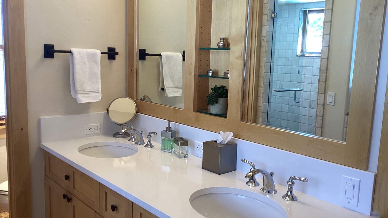 Photo of Bathroom in Mountain Village