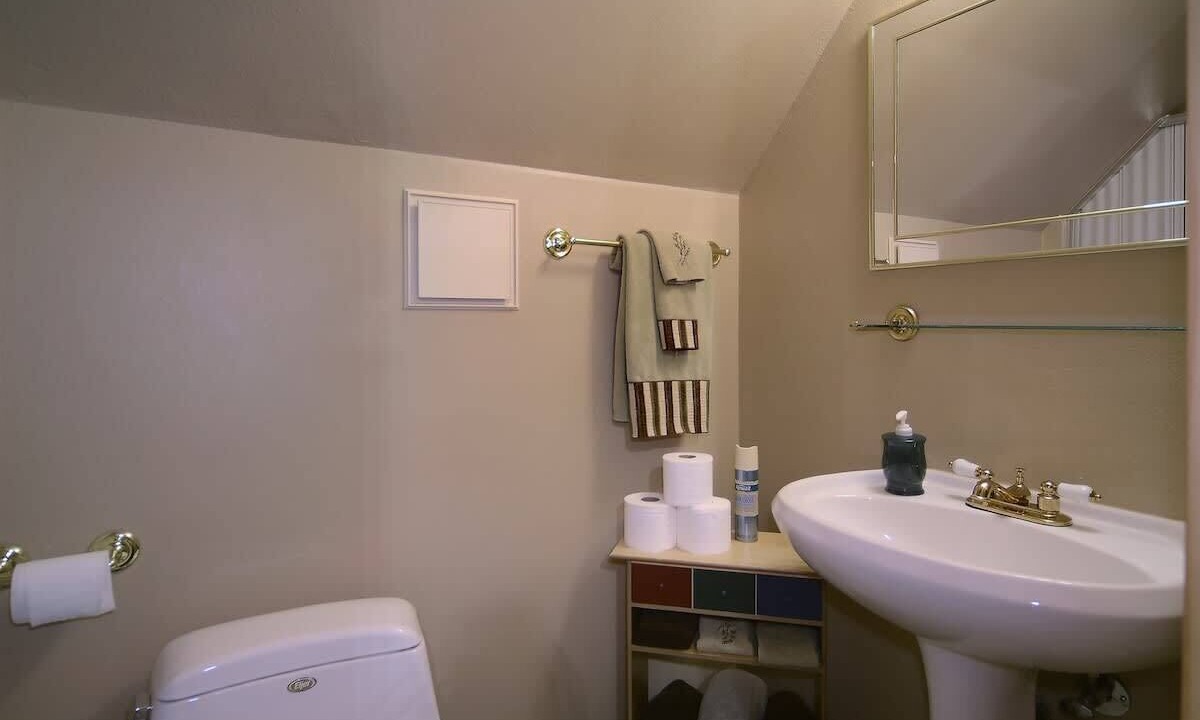 Photo of Bathroom in Gunnison