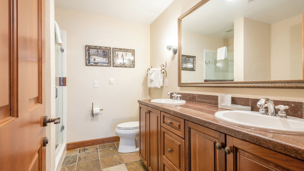 Photo of Bathroom in Copper Mountain Village